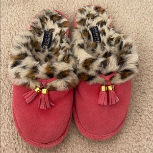 Sperry Topsider slippers